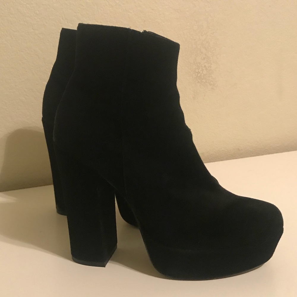 Steve Madden Booties